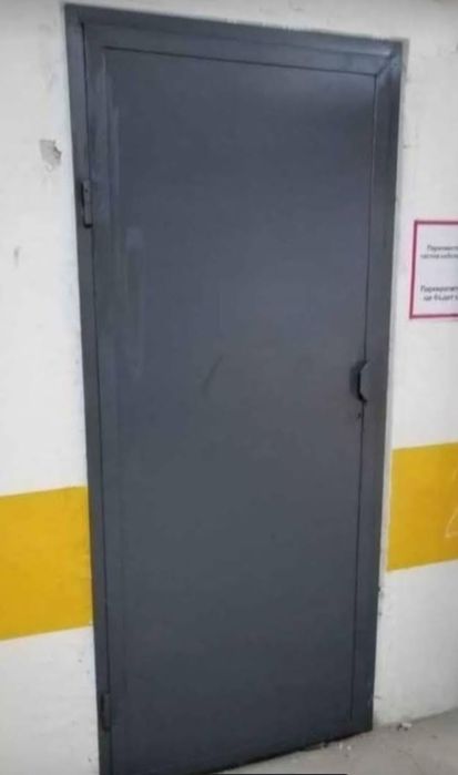 Изработка на метални врати за мазета и тавани