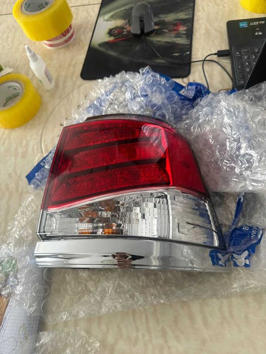 Продам фары на Лексус 570