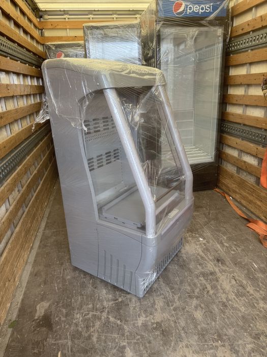 Vitrina frigorifica cu perdea de aer