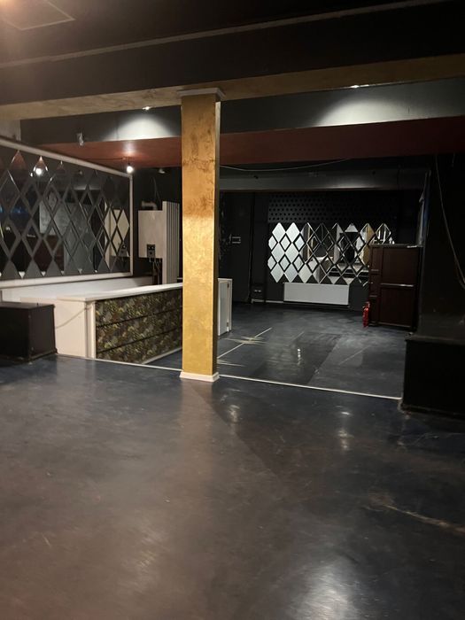 Inchiriez 2 spatii in Craiova