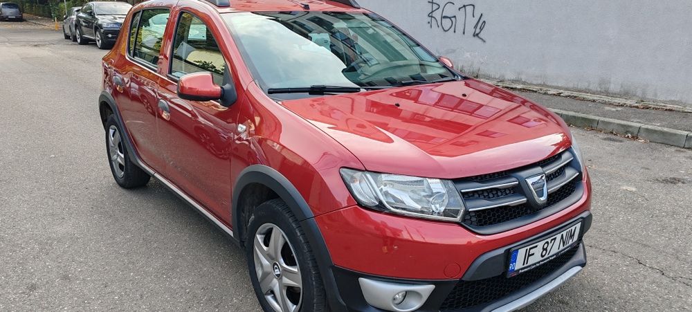 Dacia Sandero Stepway - 0.9 turbo benzină 90 cp - manuala  69.000 km - an 2015