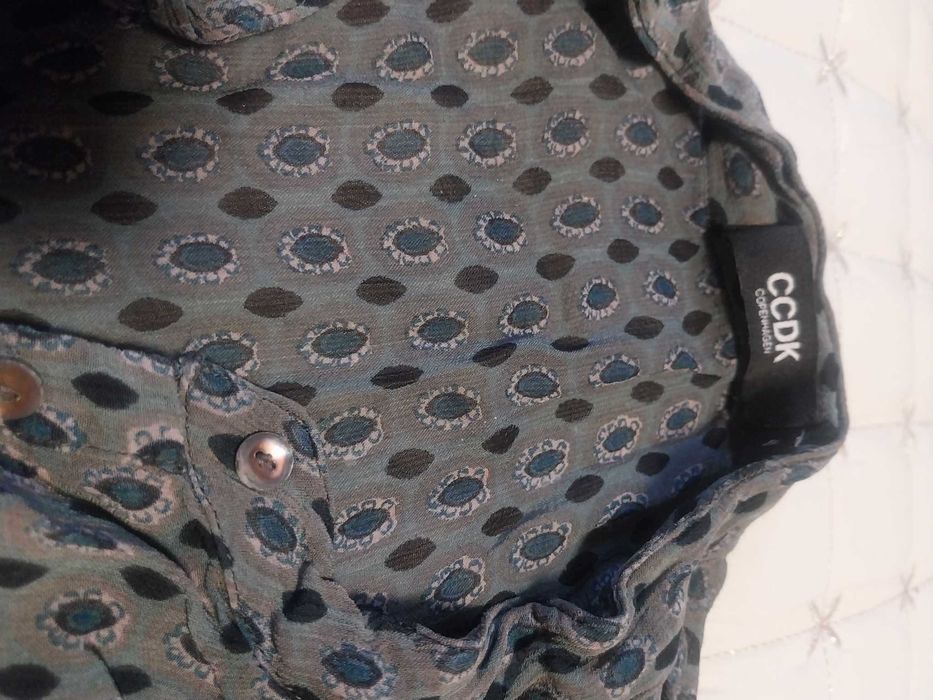 Отлични ризи и туники  L - XL