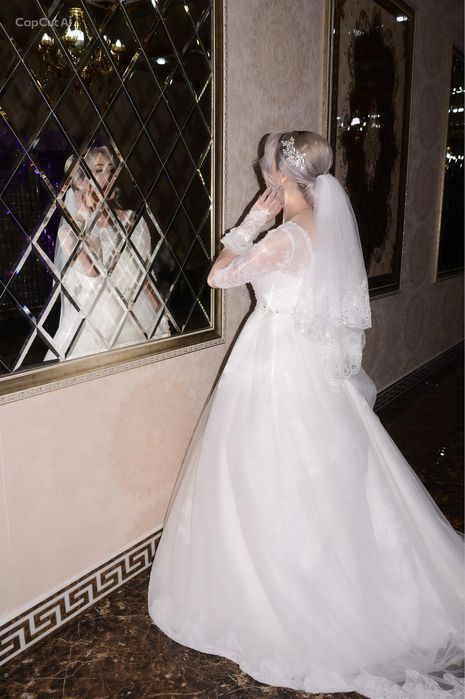 Свадебное платье