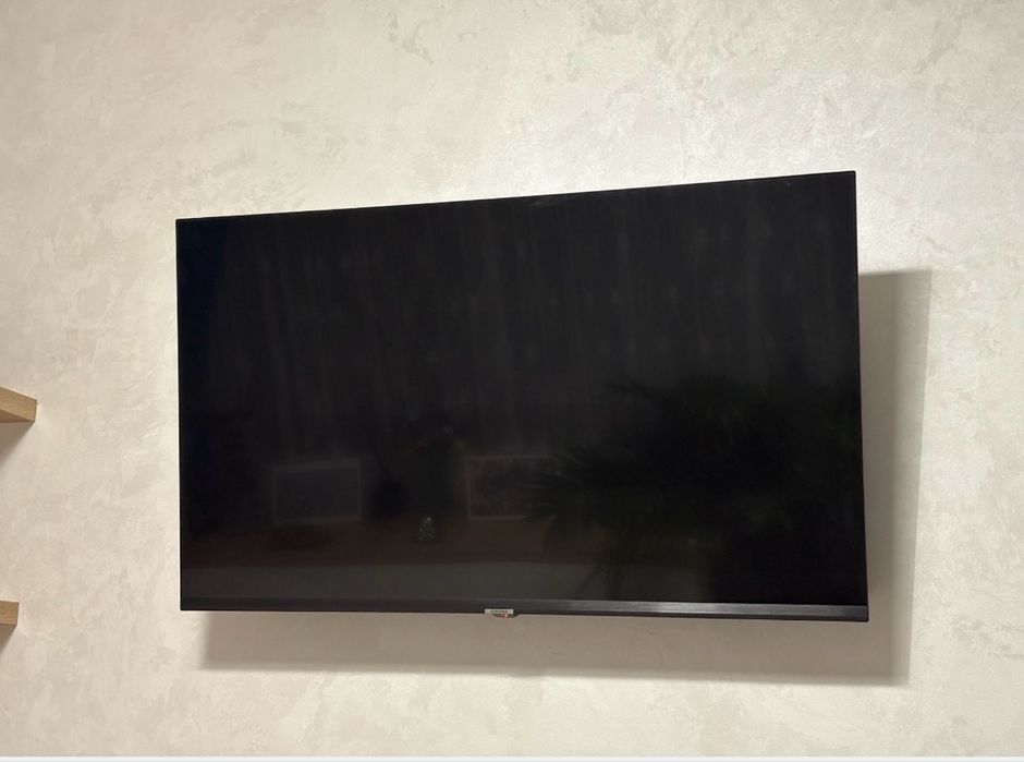 Televizor Smart Samsung 43U8072H Crystal UHD, 108 cm, 4K, Clasa F, Negru