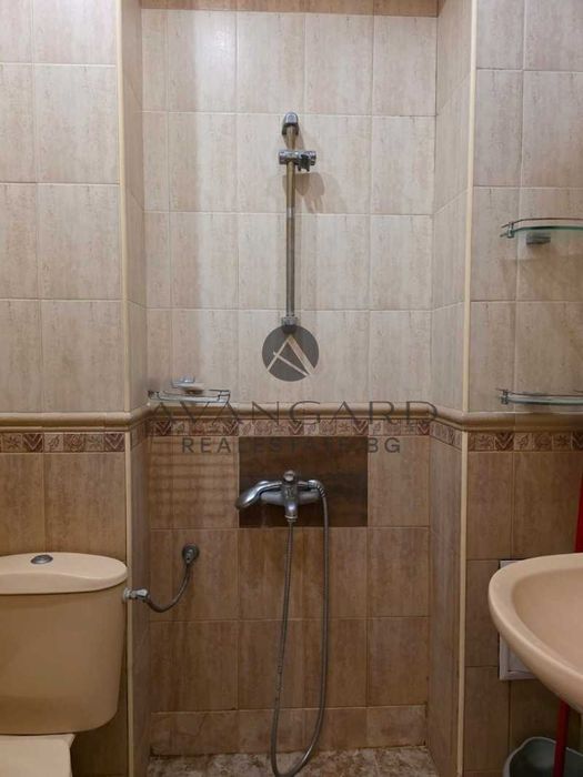 Продава се Двустаен апартамент в Пловдив, Кючук Париж - 60 кв.м за 987 €/кв.м - Снимка #6