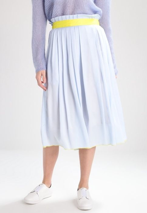 Holzweiler пола плисе р-р Л