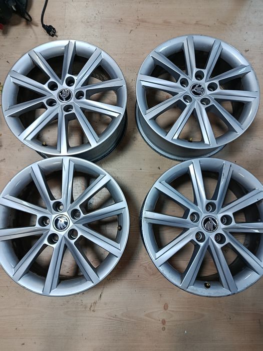 Jante 5x112 17  Skoda, audi, vw 225 45 17