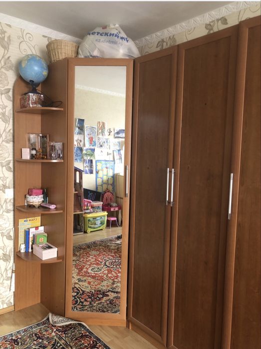 Продам Спальний гарнитур