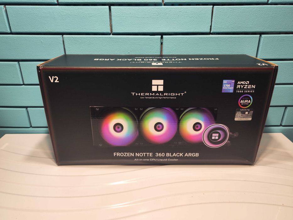 Thermalright Frozen Notte 360 Black ARGB AIO охлаждане