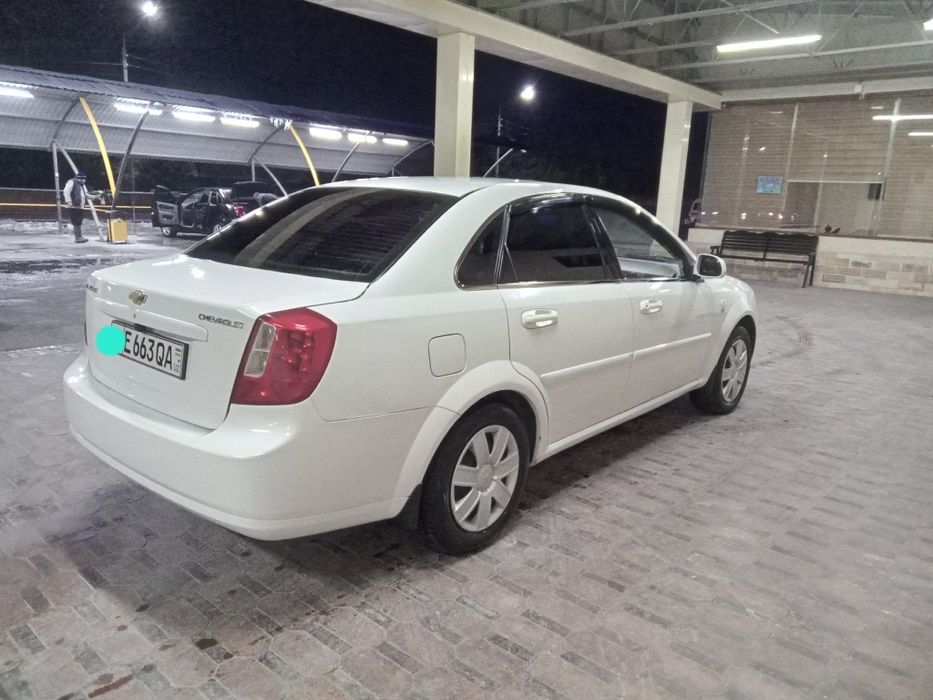 Lasetti sotiladi srochny narxini kelishamiz