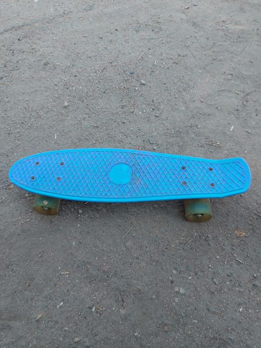 Скейтборд продается