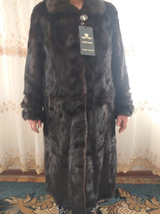 Продаю норковую шубу