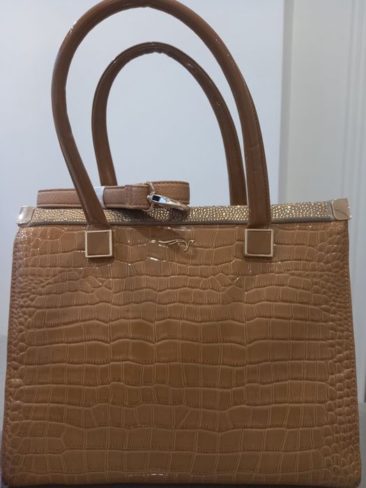 Сумки кожаные, новые, от 2000 тыст