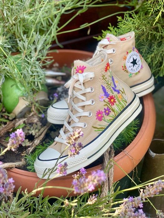 Broderie Personalizata si Manuala