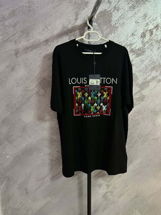 Tricouri de vanzare  originali