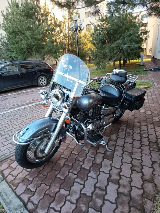 Yamaha XVS 1100 DragStar Motocicleta