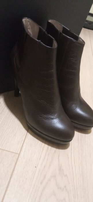 Кафяви боти естествена кожа