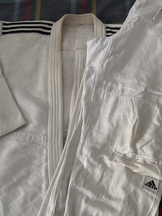 Кимано адидас размер 155