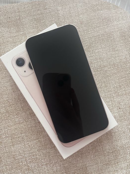 телефон Iphone 13