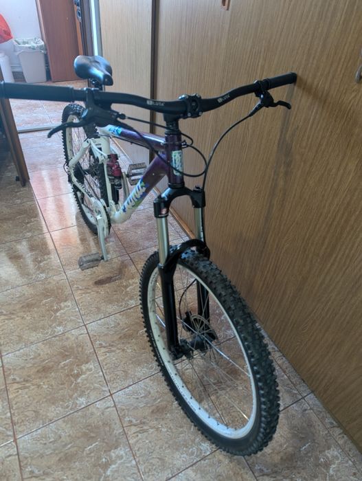 Kona bass 26" stare buna