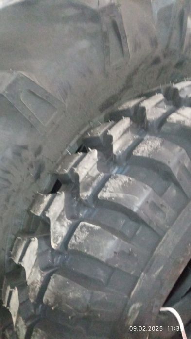 Трактор балон размер 9.00-16 с камерой Индия