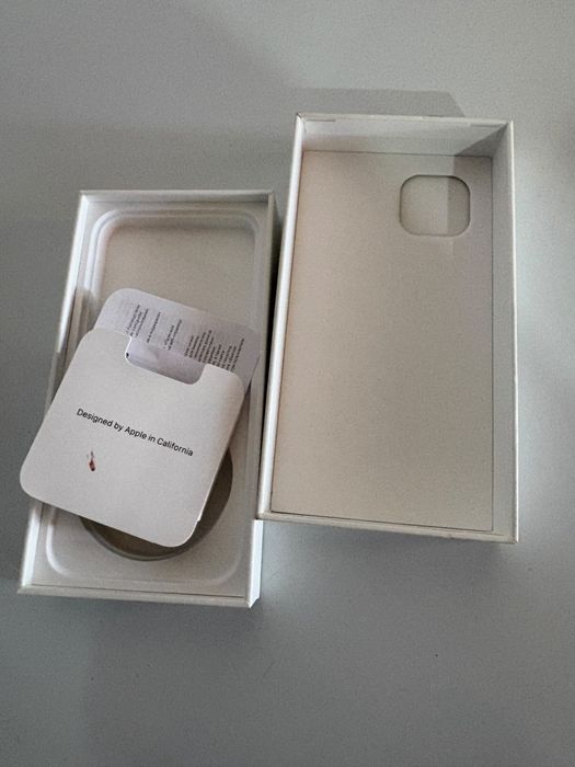 Телефон в хорошем состоянии продаётся iPhone 13