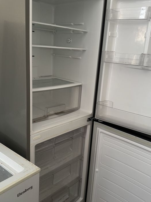 Холодильник LG сатылады