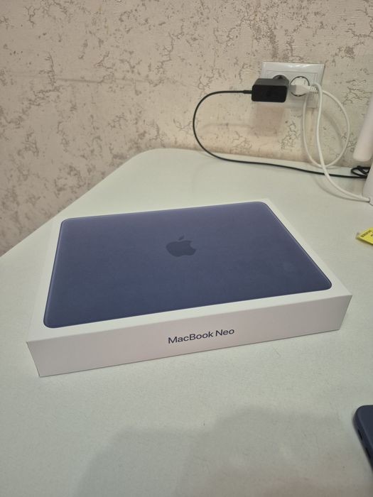 Macbook Neo 13" /A18 pro/512 Гб