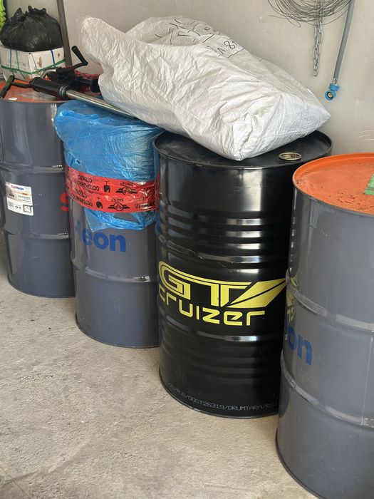 Продом бочки 208 литр