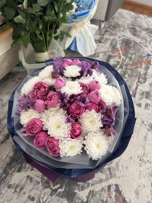 Букеты разные, срочно продам