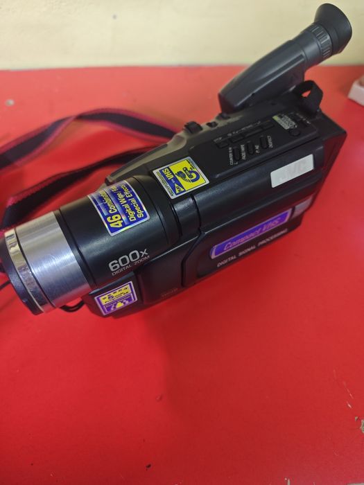 Видеокамера JVC GR-FX12A