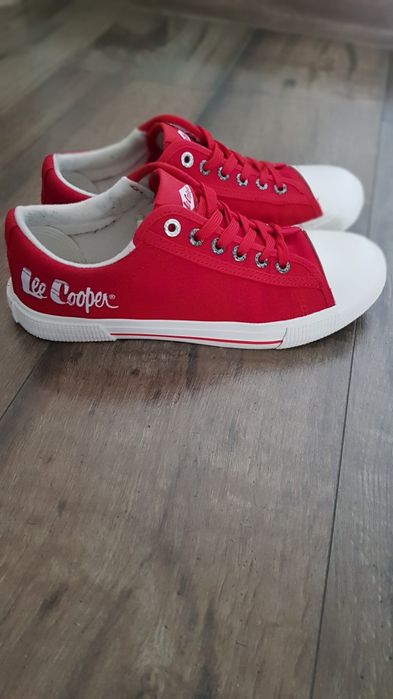 Кецове Lee Cooper