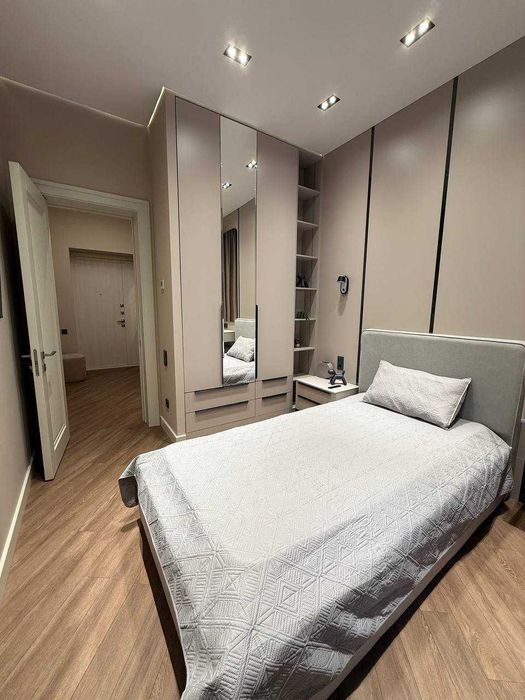 3-комнатная квартира 71,5 м2 с мебелью, ЖК Infinity, Ц-1