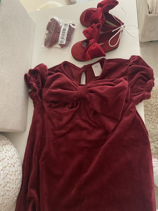 Рокля, обувки и фиби с панделки