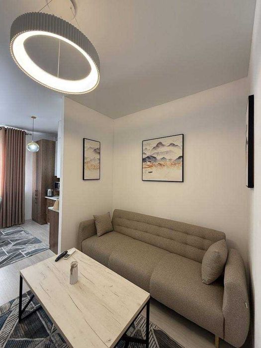 Сдам 2х-Ком 4/8 Красивую, Квартиру В ЖК Династия мост Тапоич (Р3)