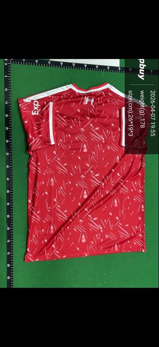 Tricou. liverpool
