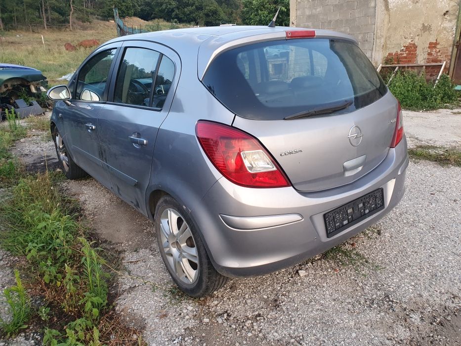 Opel Corsa D 1.3 CDTI - НА ЧАСТИ
