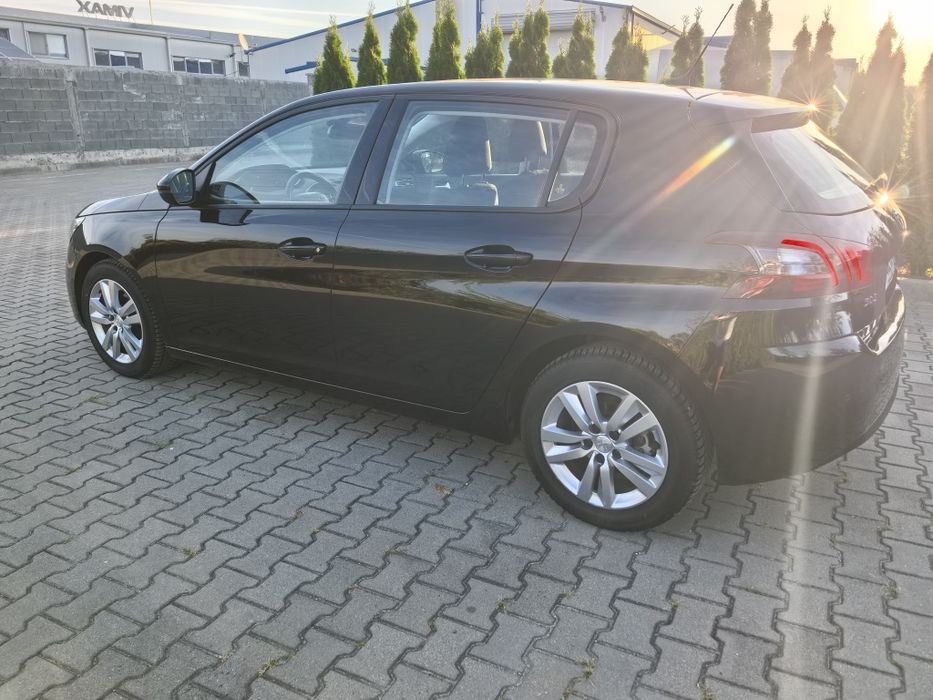 Peugeot 308 1.5BlueHDI 131kc 2018г