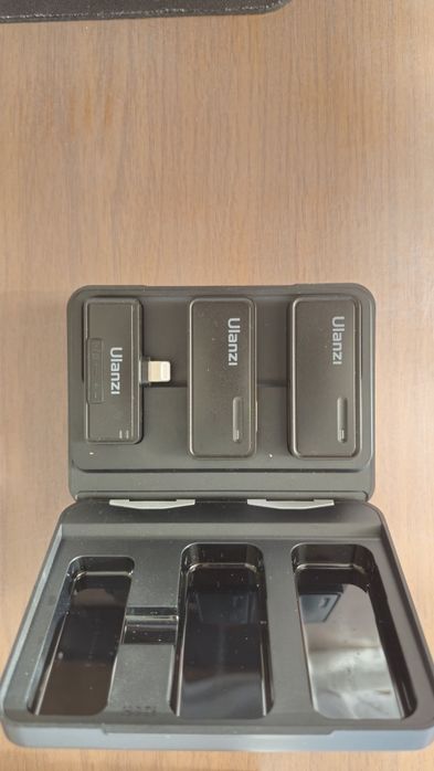 Петлички Ulanzi на IPhone оригинал