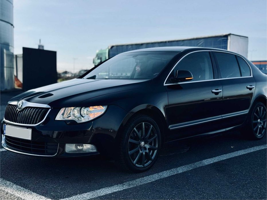 Skoda Superb 2.0TDI Sedan