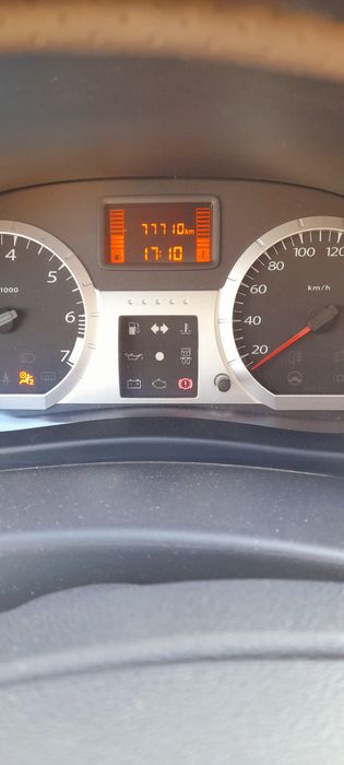 ЛАДА  ЛАРГУС " Люкс" 7