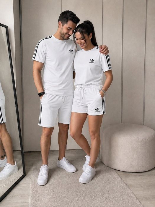 Compleuri Unisex ,alb și negru !