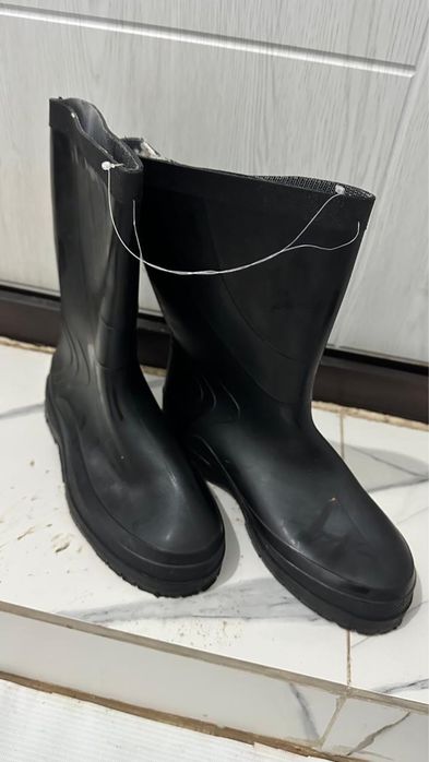Продам сапоги резиновые