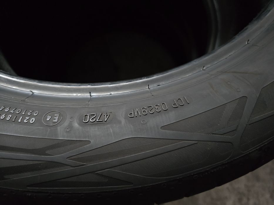 Continental 215/50 R18 92V vară