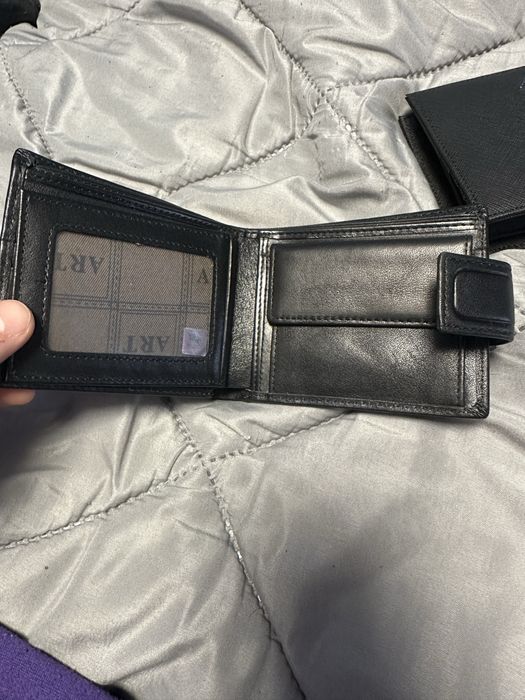 Чисто нов мъжки портфейл ART