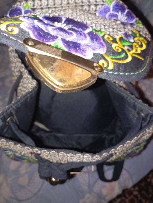 портфель/сумка в более узбекском/традиционном стиле