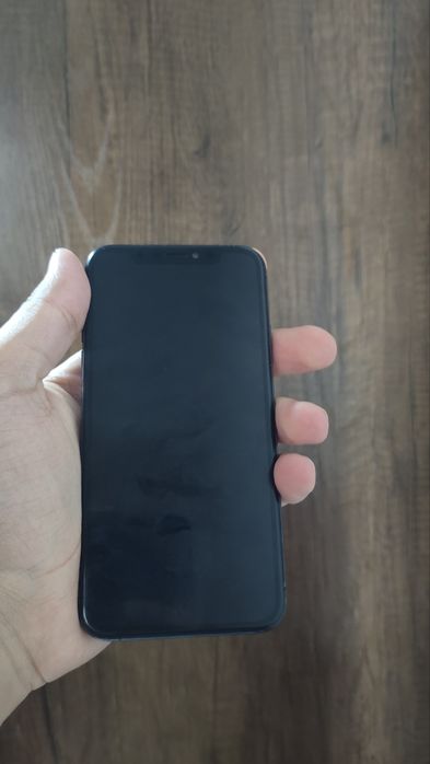Iphone xs 64 ГБ zor holatda