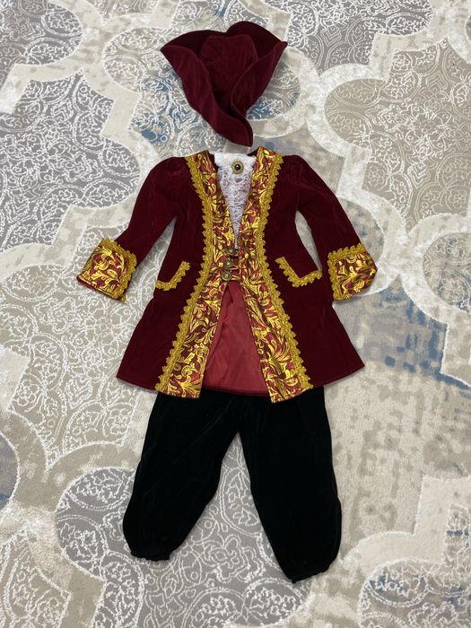 Новогодний костюмы