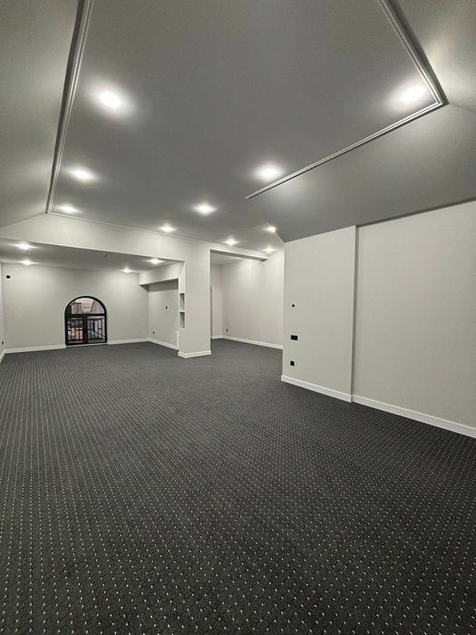 Продается Евро Дом рядом с High Town Mall