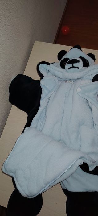 Продам зимний комбенизон панда